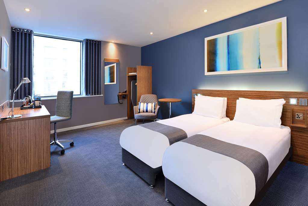 Travelodge London Docklands Oda fotoğraf