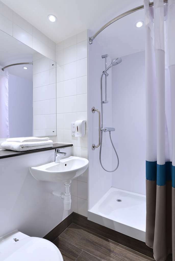 Travelodge London Docklands Oda fotoğraf